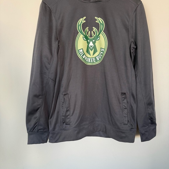 Milwaukee Bucks Outer Stuff Pullover Logo Hoodie Sweatshirt Gray Youth - Picture 9 of 16